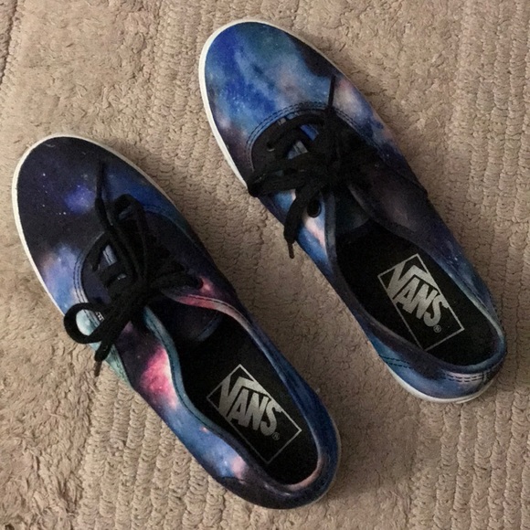 Vans Laced Sneakers - Picture 2 of 4